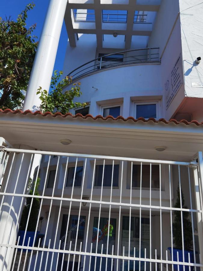 ホテル Fitness House With Garden コンスタンツァ エクステリア 写真